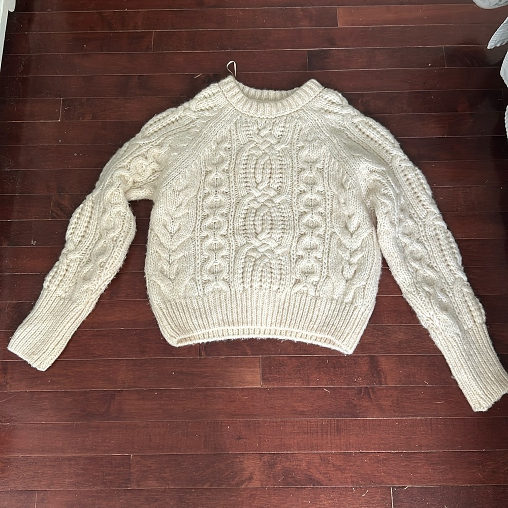 Zara Cream/White chunky cable knit sweater